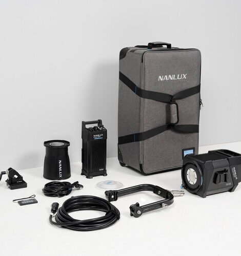 Nanlux Evoke 900C RGBLAC Spot Light - Image 2